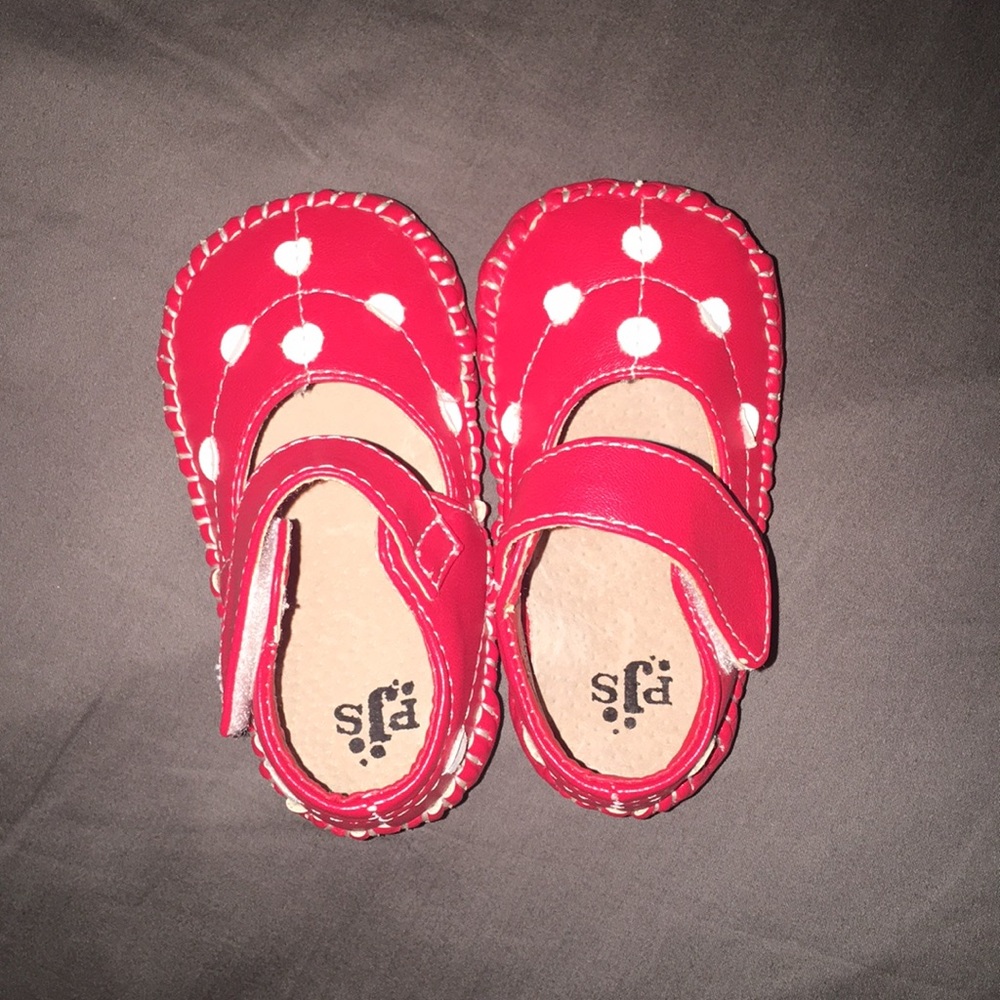 Crib shoe
